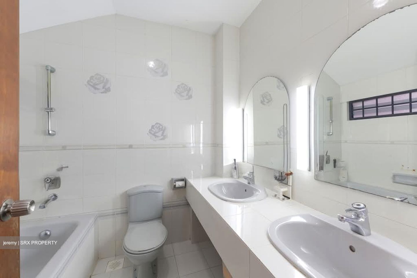 Bedok Ria (D16), Terrace #549968001